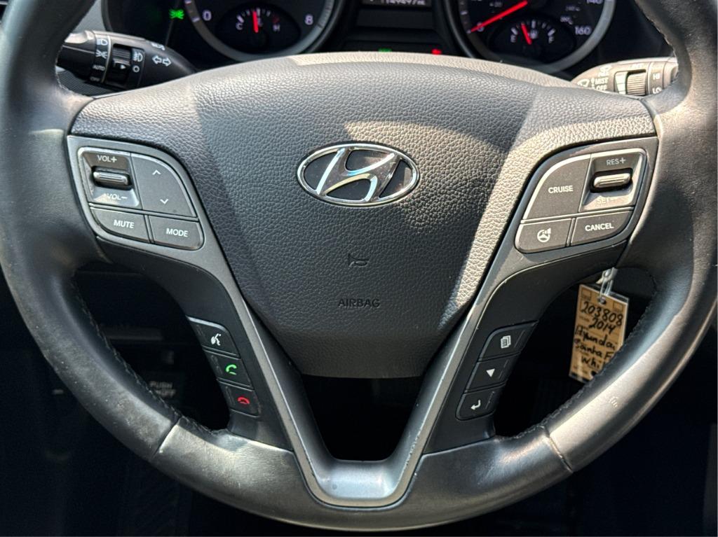2014 Hyundai Santa Fe - $7,900