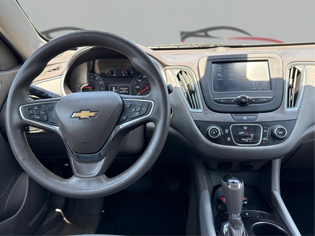 2017 Chevrolet Malibu - $8,900