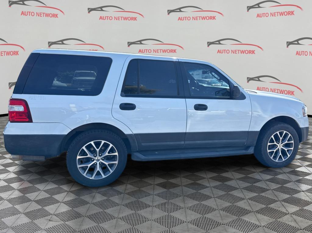 2017 Ford Expedition - $5,900