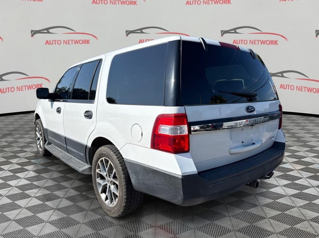 2017 Ford Expedition - $5,900