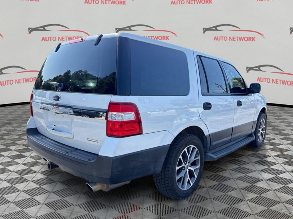 2017 Ford Expedition - $5,900