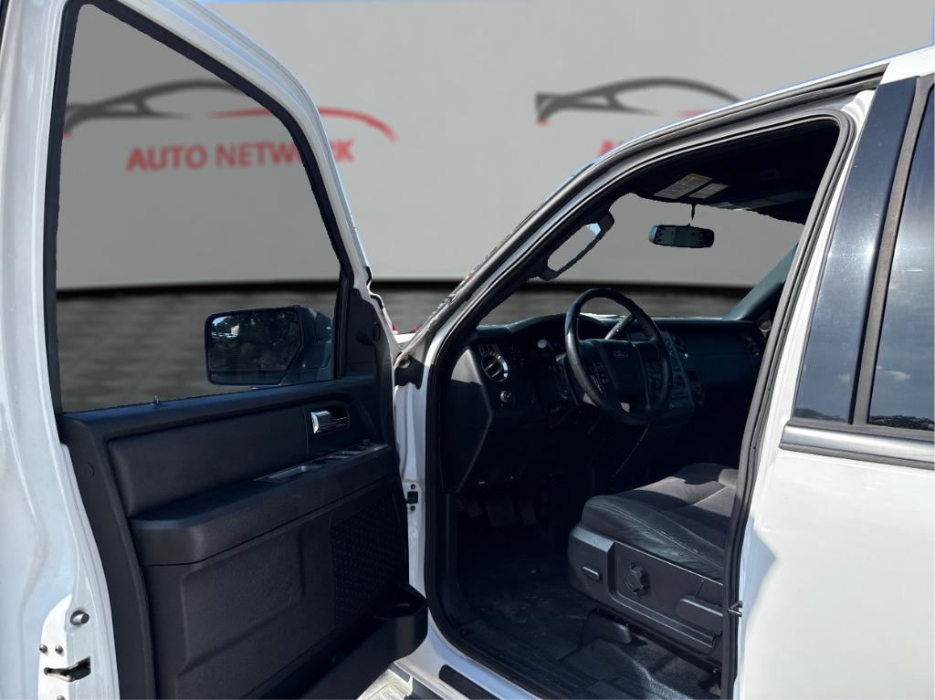 2017 Ford Expedition - $5,900