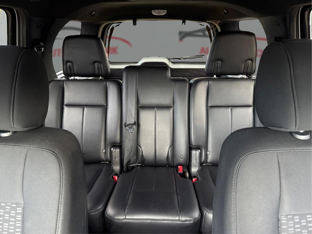 2017 Ford Expedition - $11,900