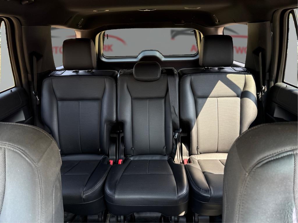 2019 Ford Expedition - $15,900