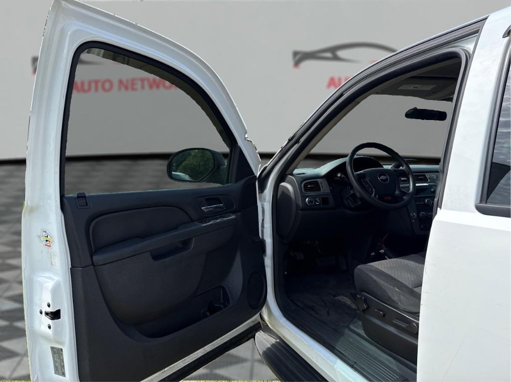 2012 Chevrolet Tahoe - $3,900