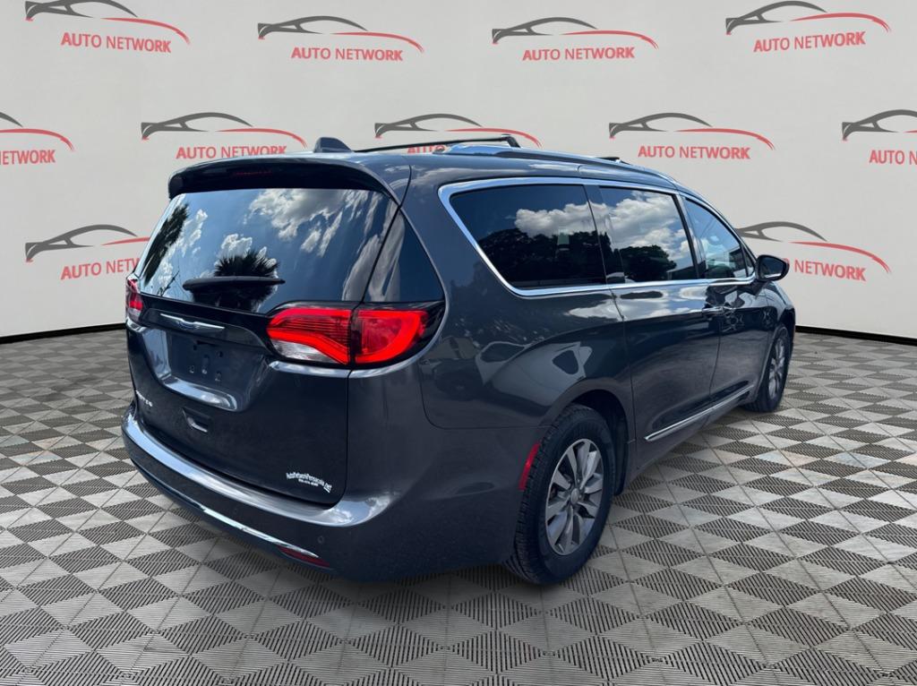 2019 Chrysler Pacifica - $14,900