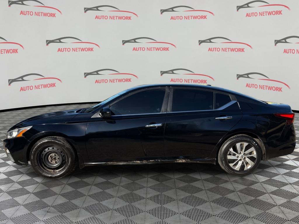2020 Nissan Altima - $6,900
