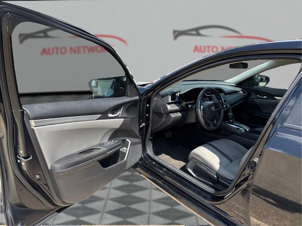 2019 Honda Civic - $12,900