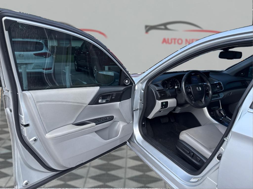 2015 Honda Accord - $13,900