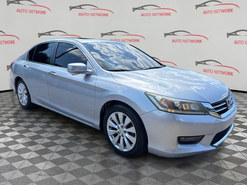 2015 Honda Accord - $13,900