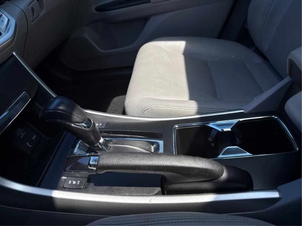 2015 Honda Accord - $13,900