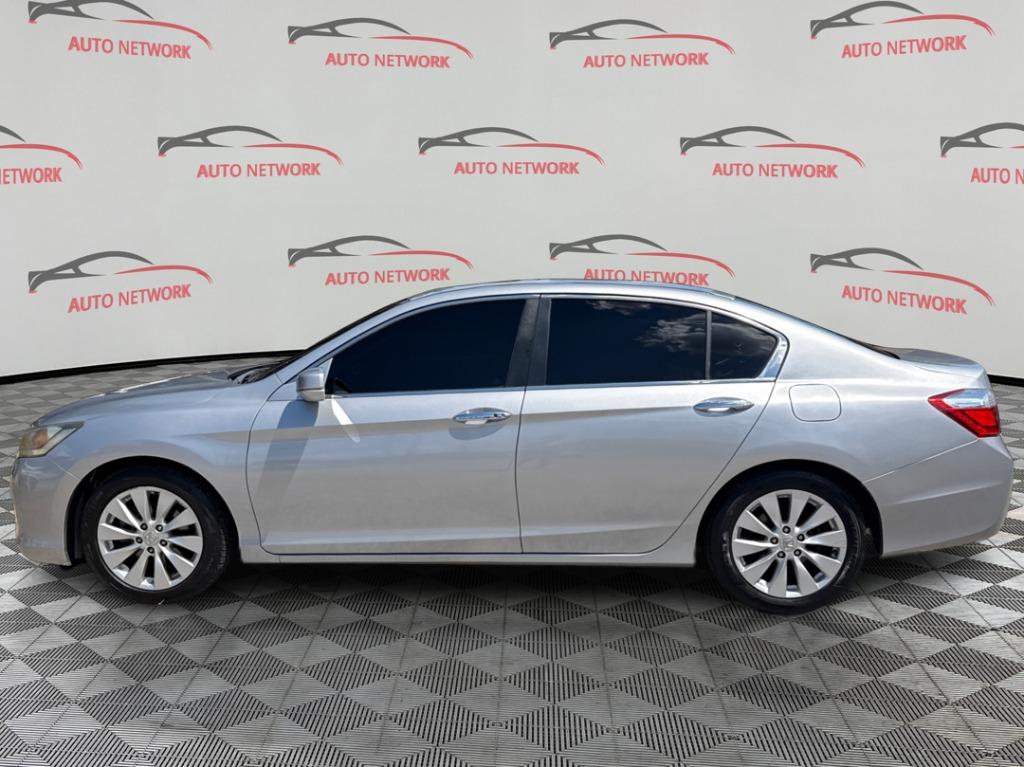 2015 Honda Accord - $13,900