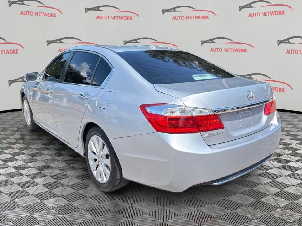 2015 Honda Accord - $13,900