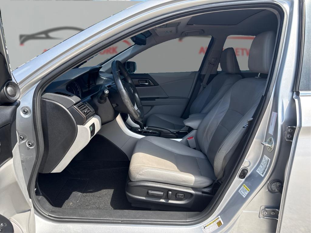 2015 Honda Accord - $13,900