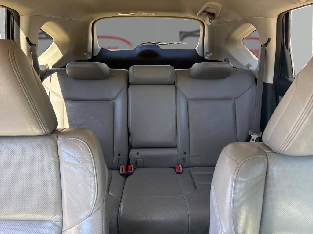 2016 Honda CR-V - $11,900