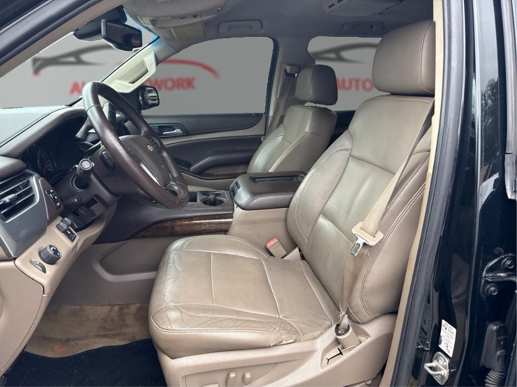 2015 Chevrolet Suburban - $11,900