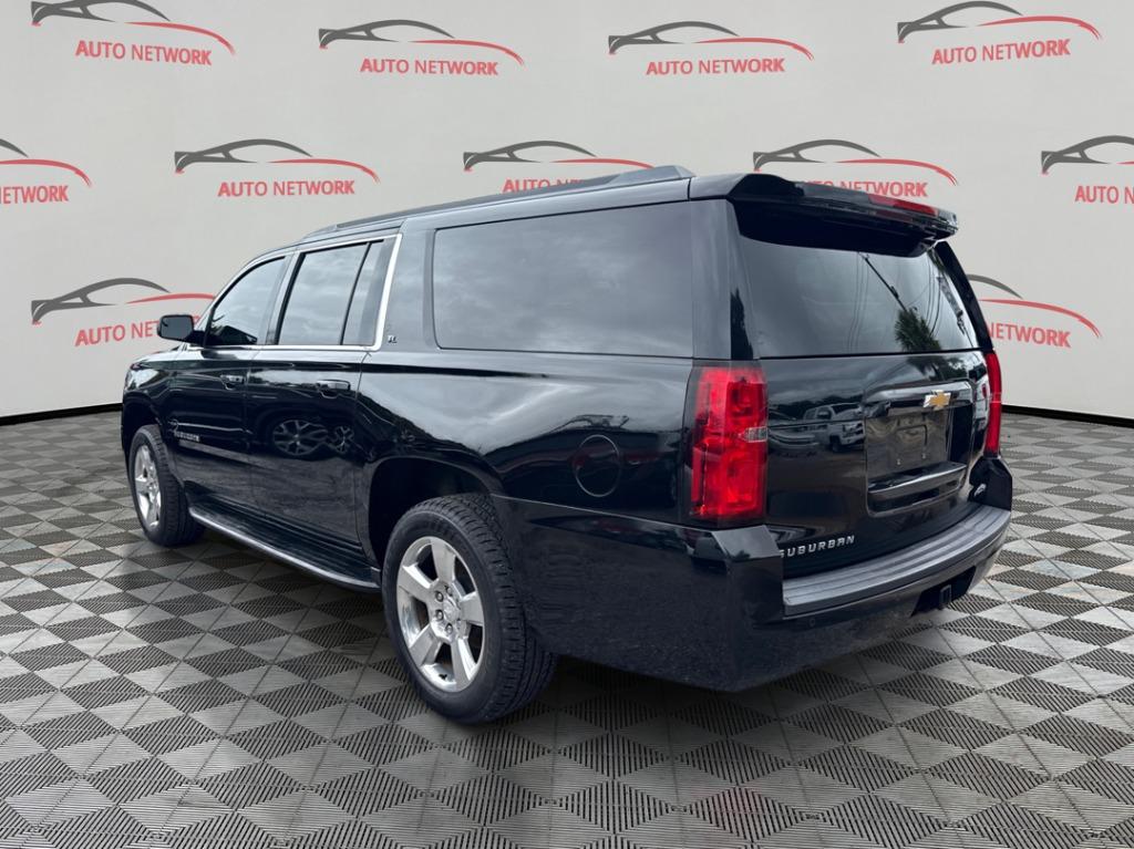2015 Chevrolet Suburban - $11,900