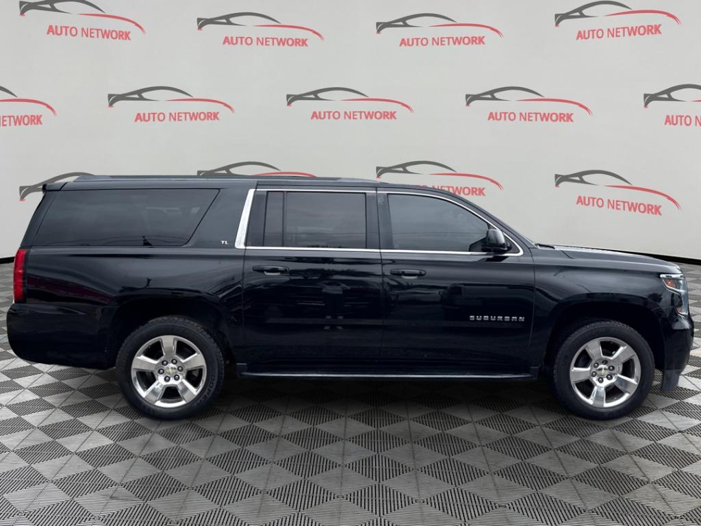 2015 Chevrolet Suburban - $11,900