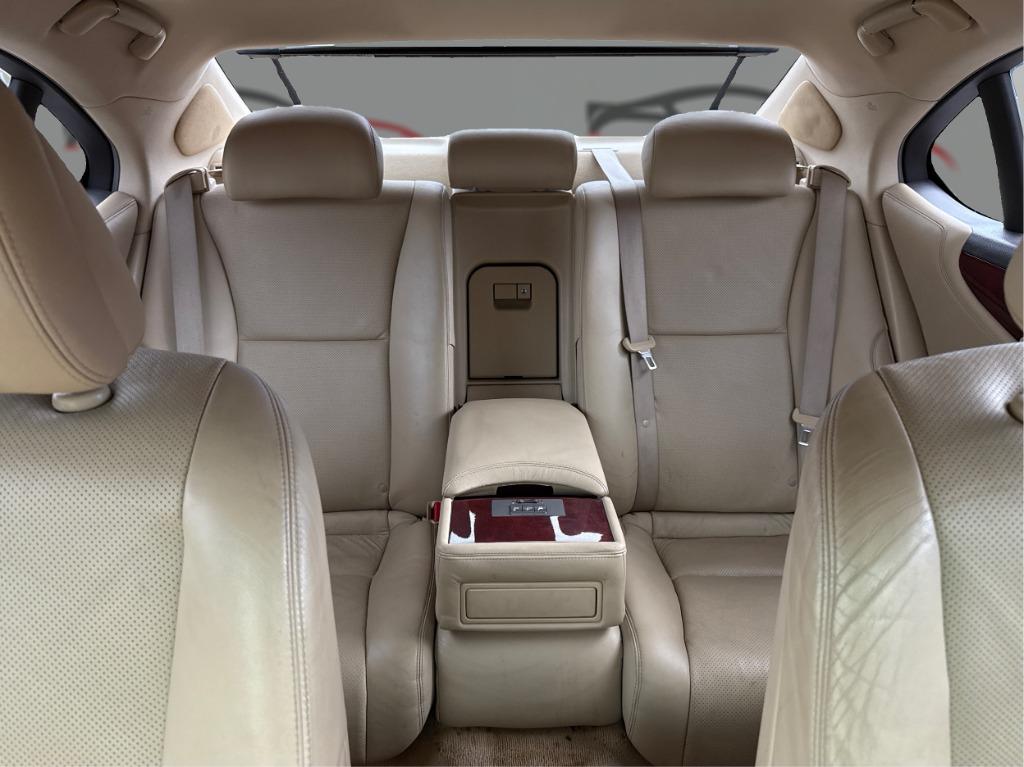 2007 Lexus LS - $7,900
