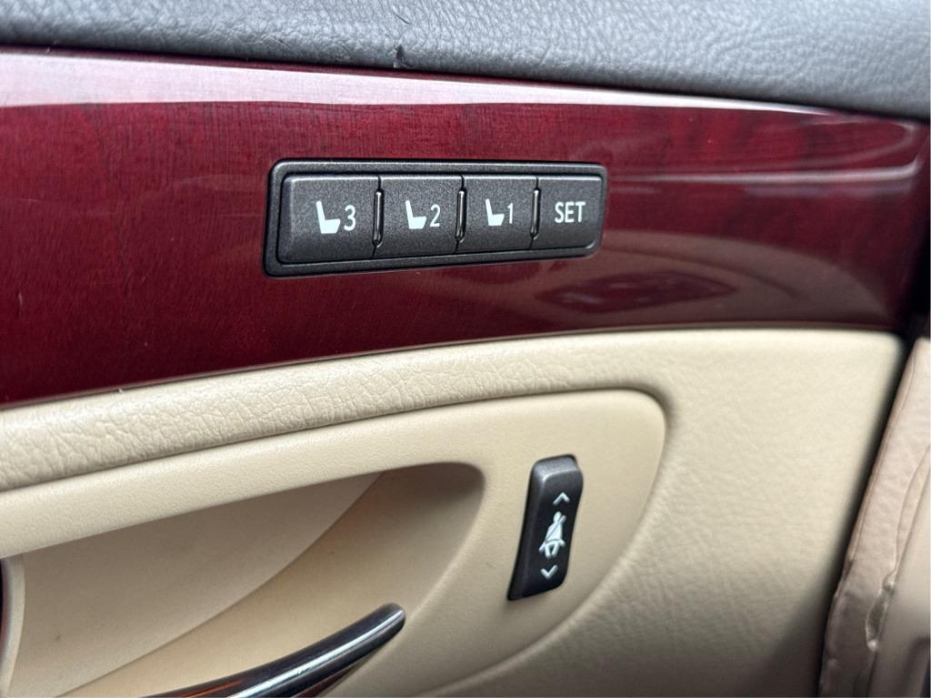 2007 Lexus LS - $7,900