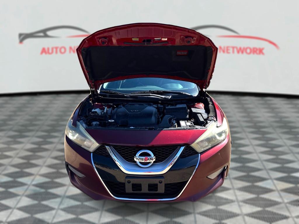 2016 Nissan Maxima - $6,900