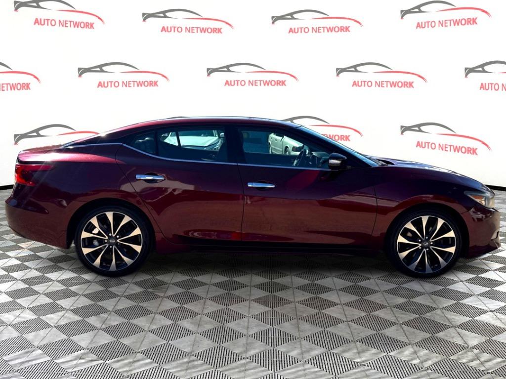 2016 Nissan Maxima - $6,900