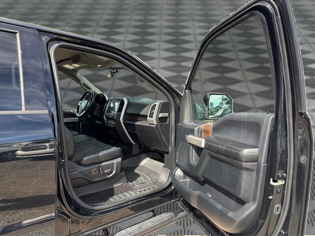 2017 Ford F-150 - $16,900