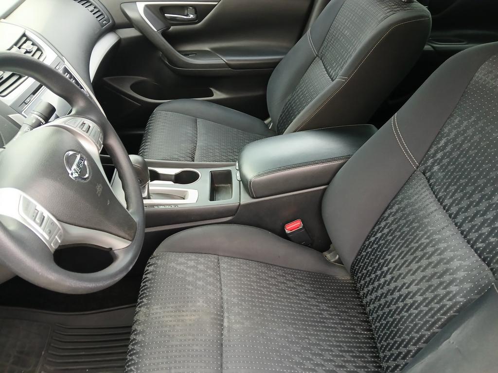 2017 Nissan Altima - $12,995