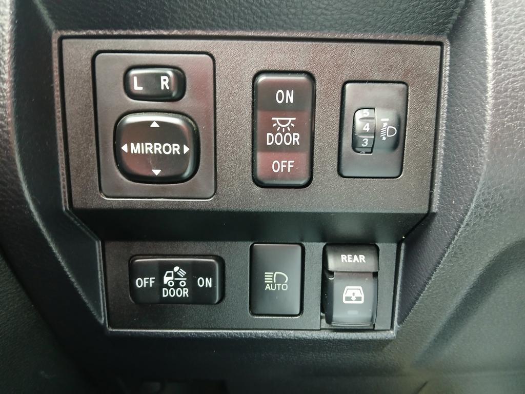 2018 Toyota Tundra - $25,595