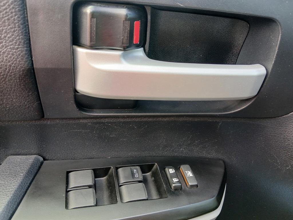 2018 Toyota Tundra - $25,595
