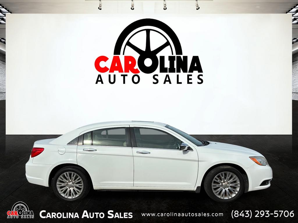 2012 Chrysler 200 - $10,995