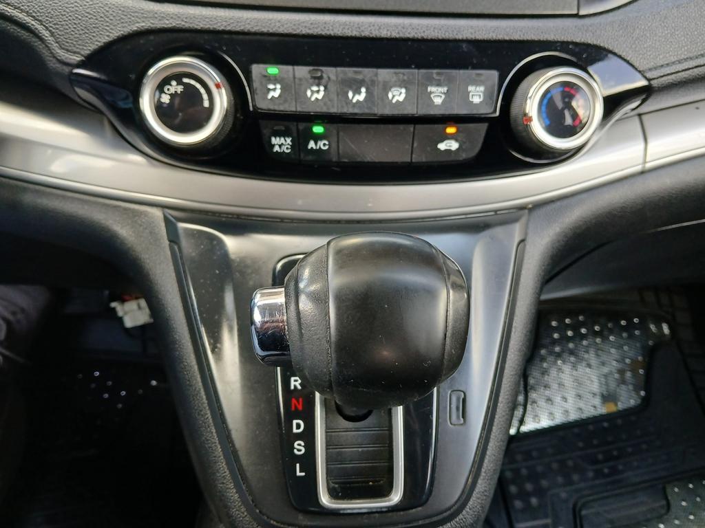 2015 Honda CR-V - $10,995