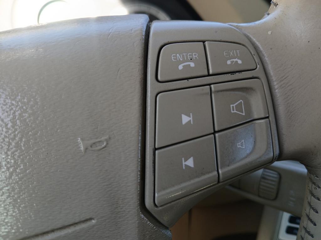 2009 Volvo S80 - $2,495