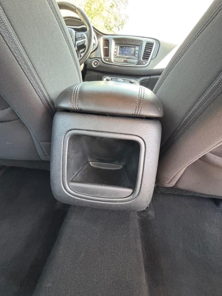 2015 Chrysler 200