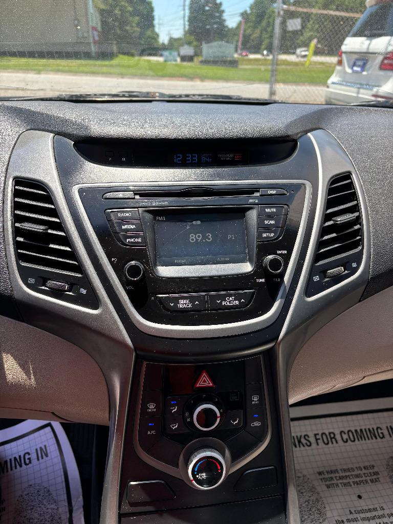 2016 Hyundai Elantra