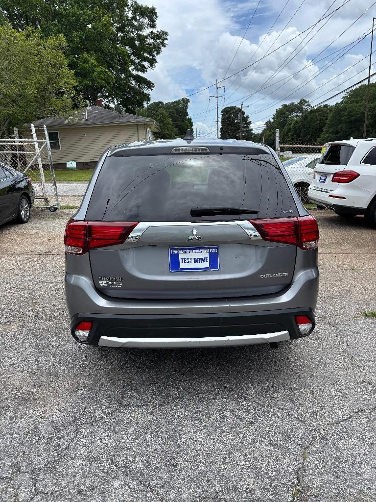2018 Mitsubishi Outlander