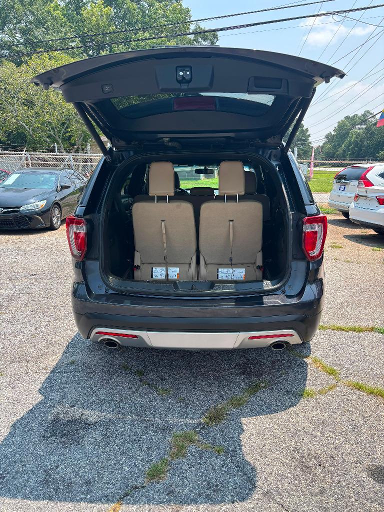 2017 Ford Explorer