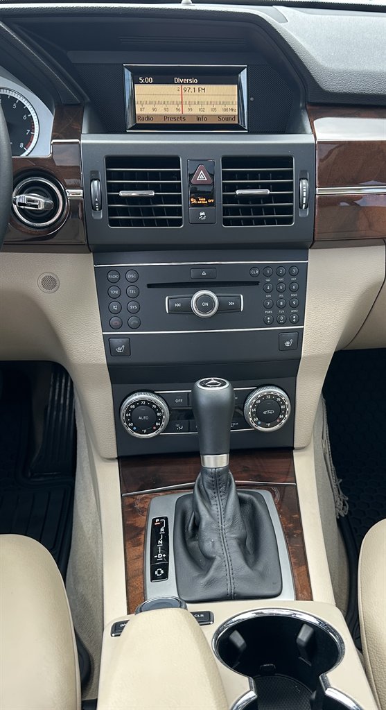 2011 Mercedes-Benz GLK-Class GLK350 4MATIC photo