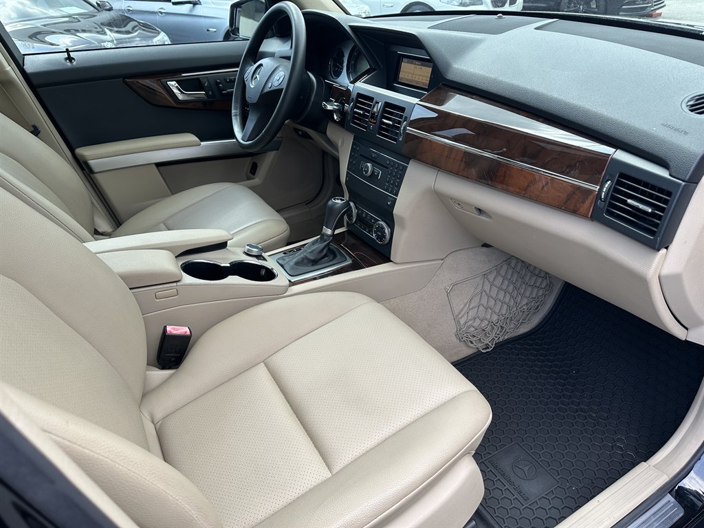 2011 Mercedes-Benz GLK-Class GLK350 4MATIC photo