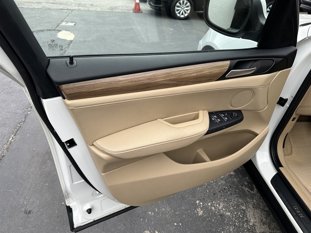 2013 BMW X3 xDrive28i photo