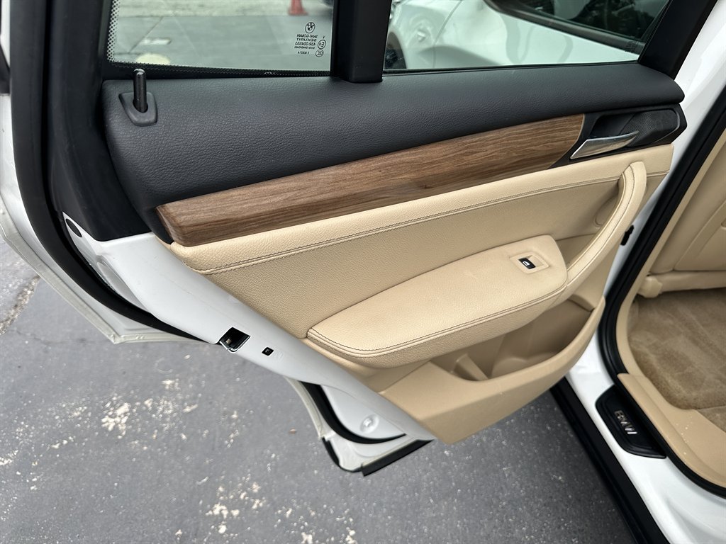 2013 BMW X3 xDrive28i photo