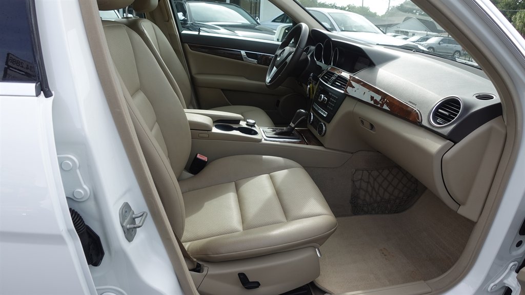 2021 Mercedes Benz A 220 photo 50