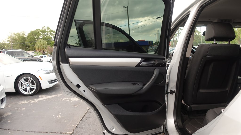2013 BMW X3 xDrive28i photo