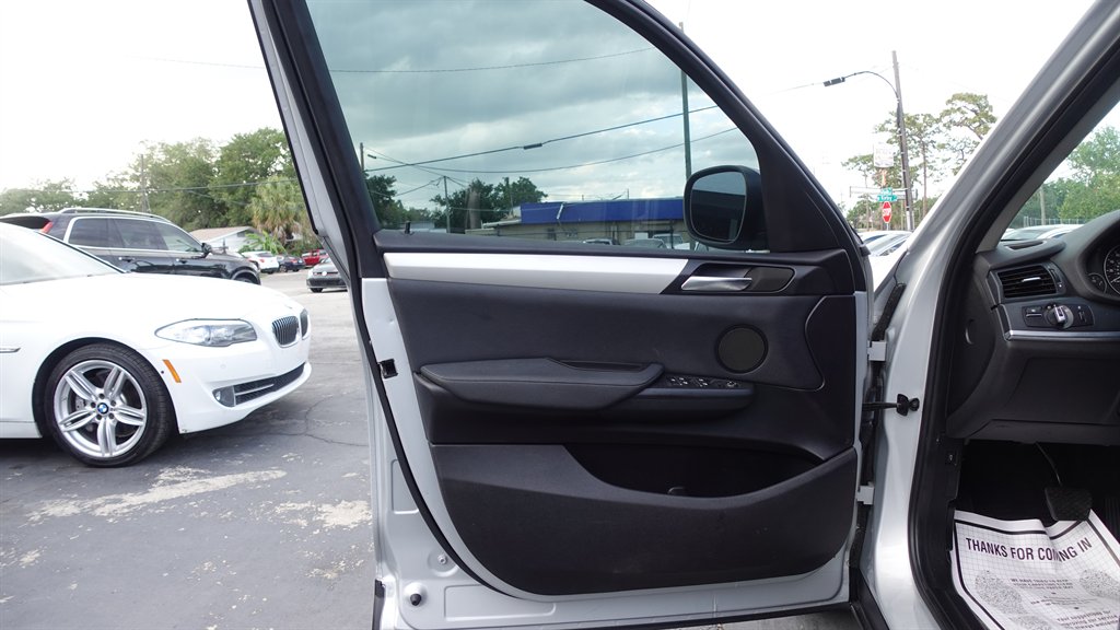 2013 BMW X3 xDrive28i photo
