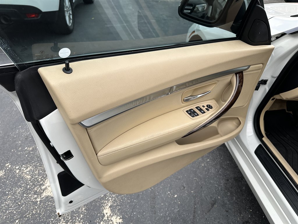 2014 BMW NSX 328i xDrive Gran Turismo photo