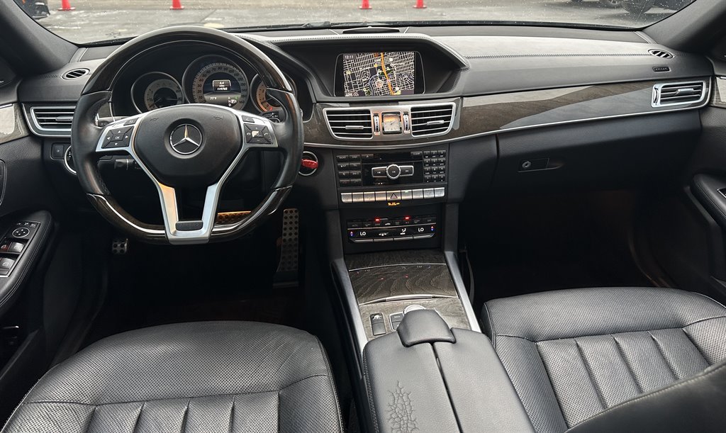 2015 Mercedes-Benz E-Class E400 photo