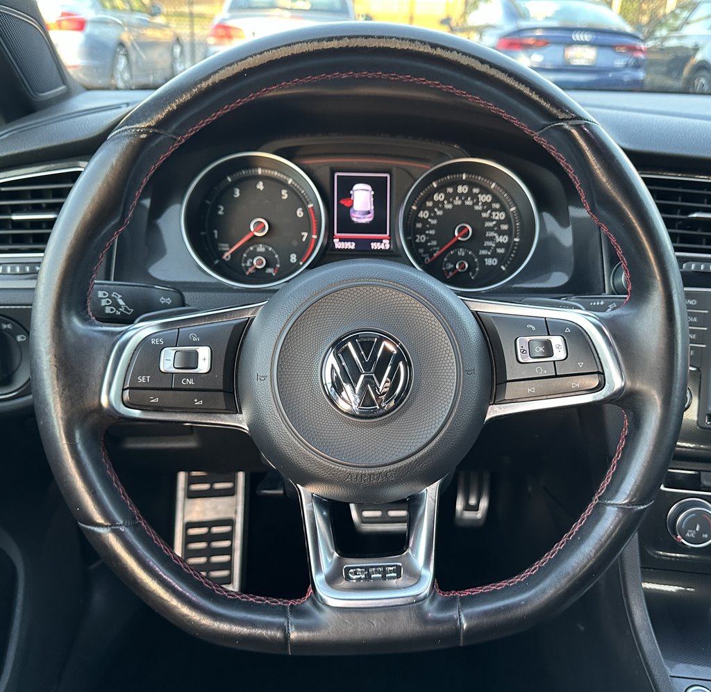2017 Volkswagen GTI Sport photo