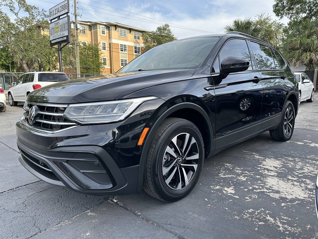2022 Volkswagen Tiguan S photo