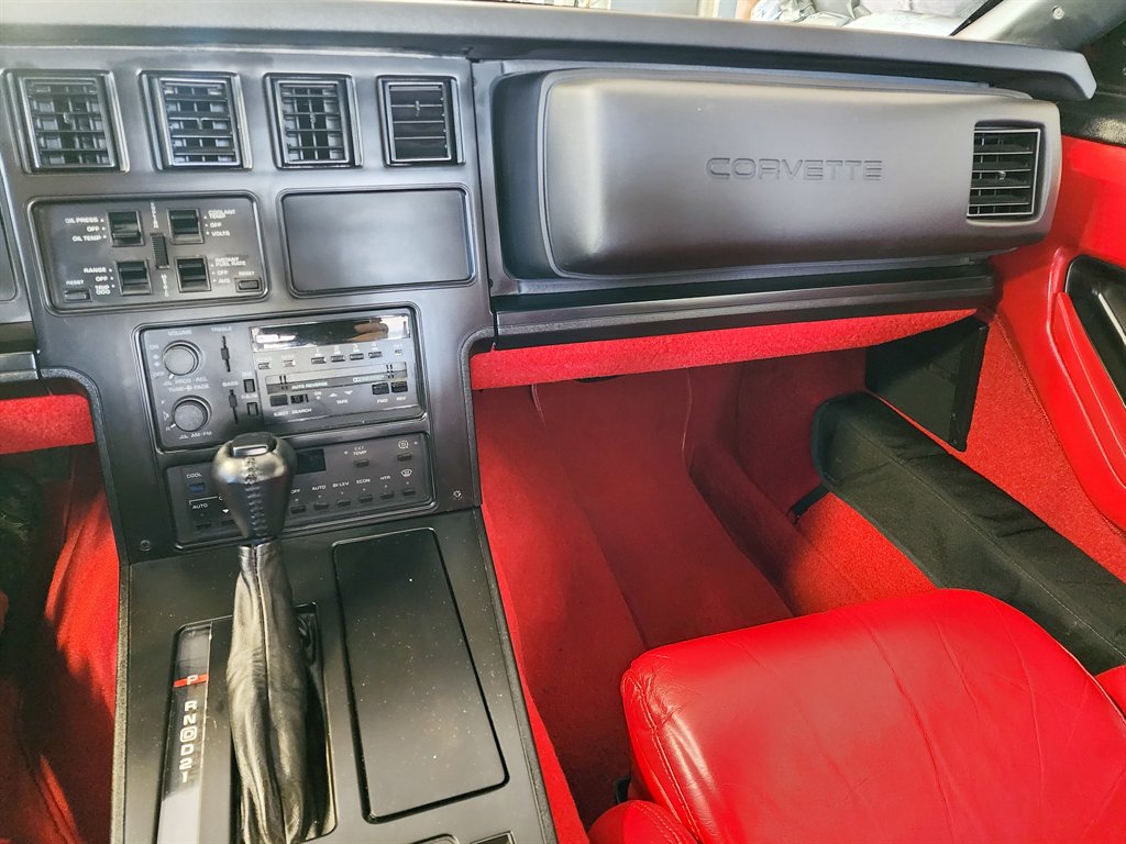 1989 Chevrolet Corvette photo