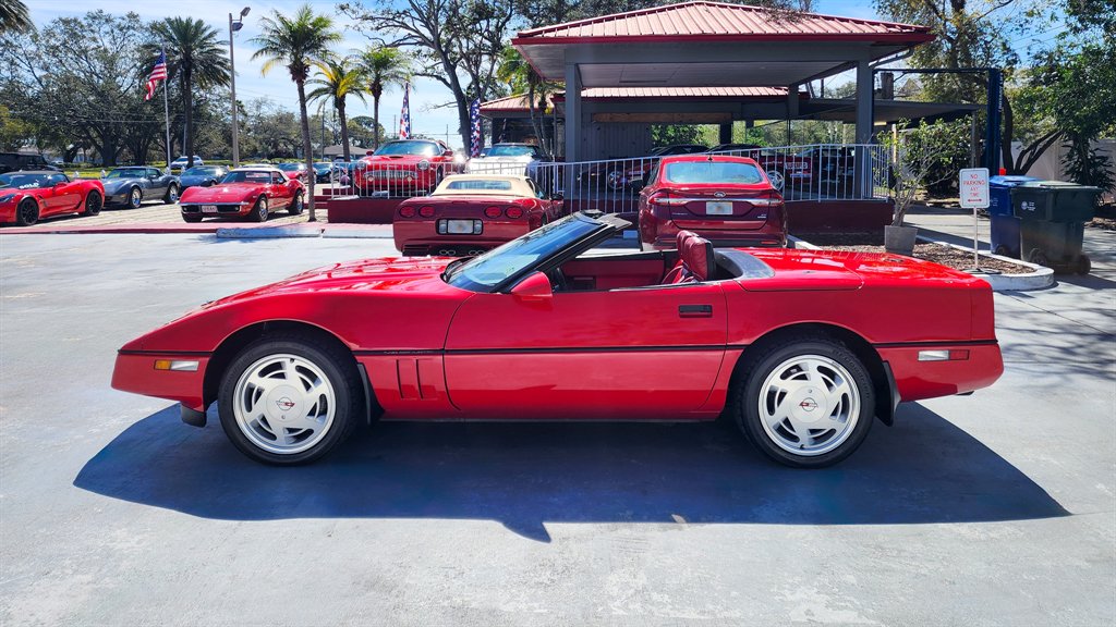 1989 Chevrolet Corvette photo